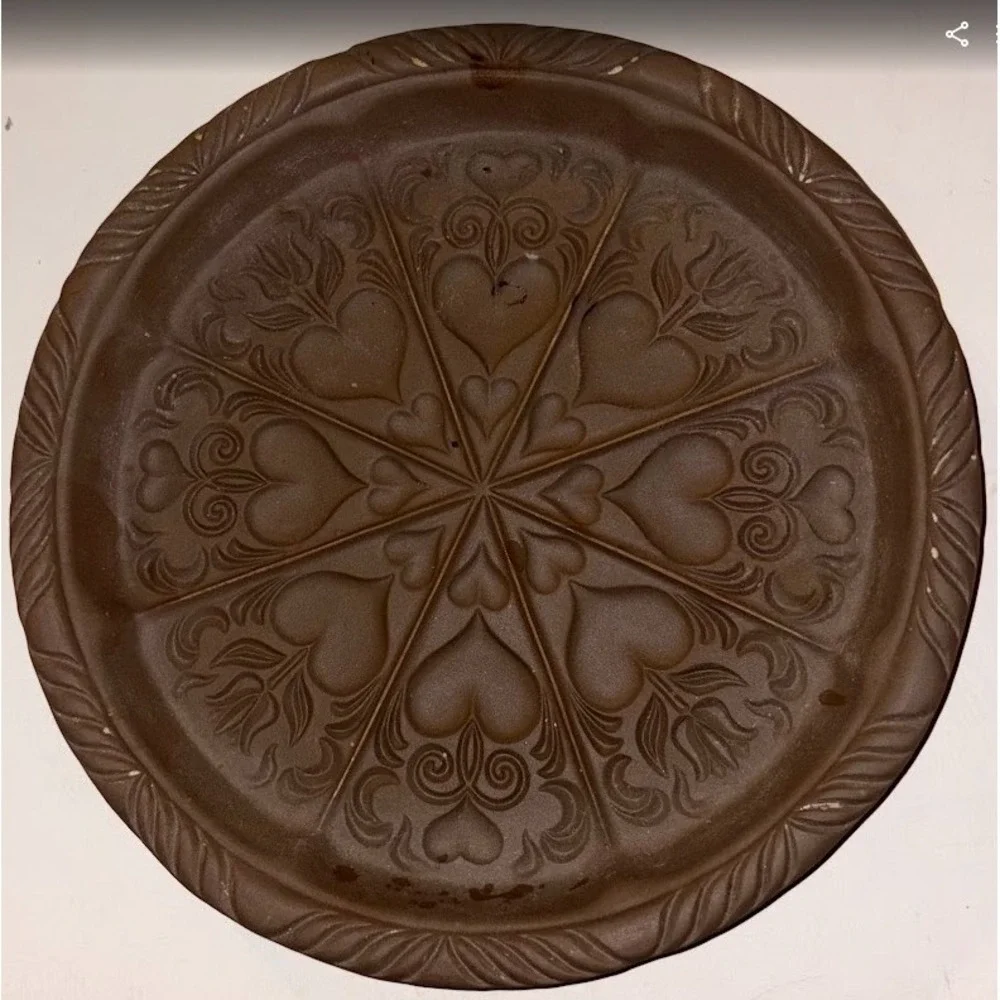 Hartstone USA Shortbread Mold Brown Stoneware Heart Floral Embossed Baking Pan